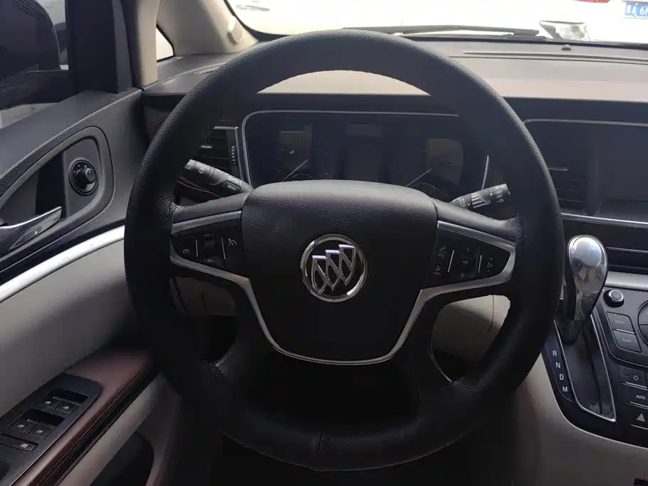 Buick GL8 — миниатюра 15