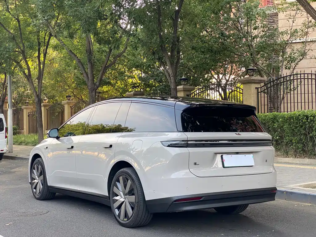 Li Auto Li i8 — миниатюра 11