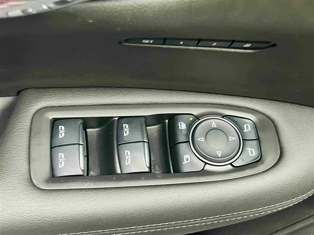 Cadillac XT6 — миниатюра 18