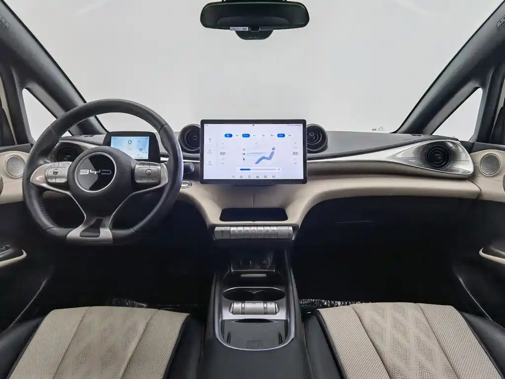 BYD Dolphin — миниатюра 5