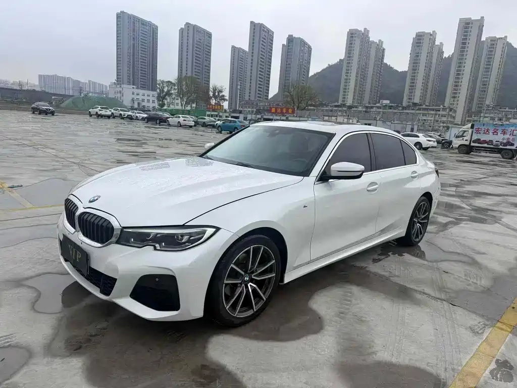 BMW 3 Series 2022