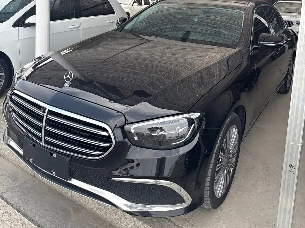 Mercedes-Benz E-Class 2023