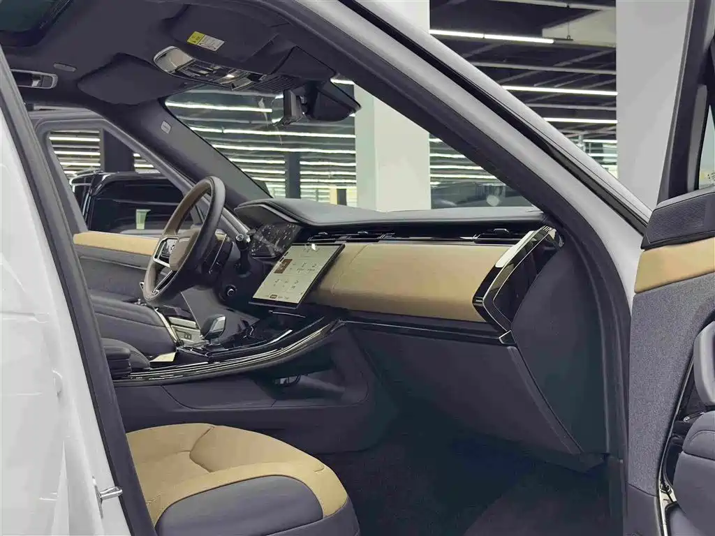 Land Rover Sport — миниатюра 9