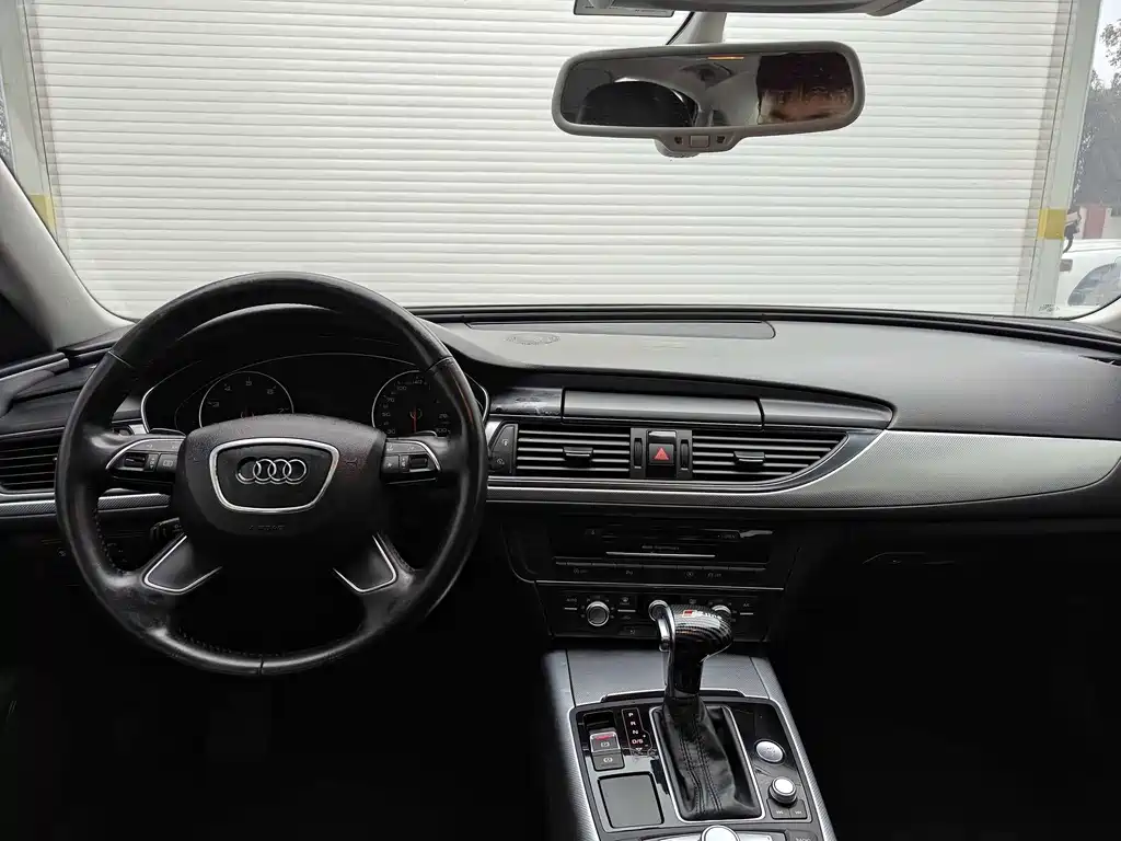Audi A6L — миниатюра 12