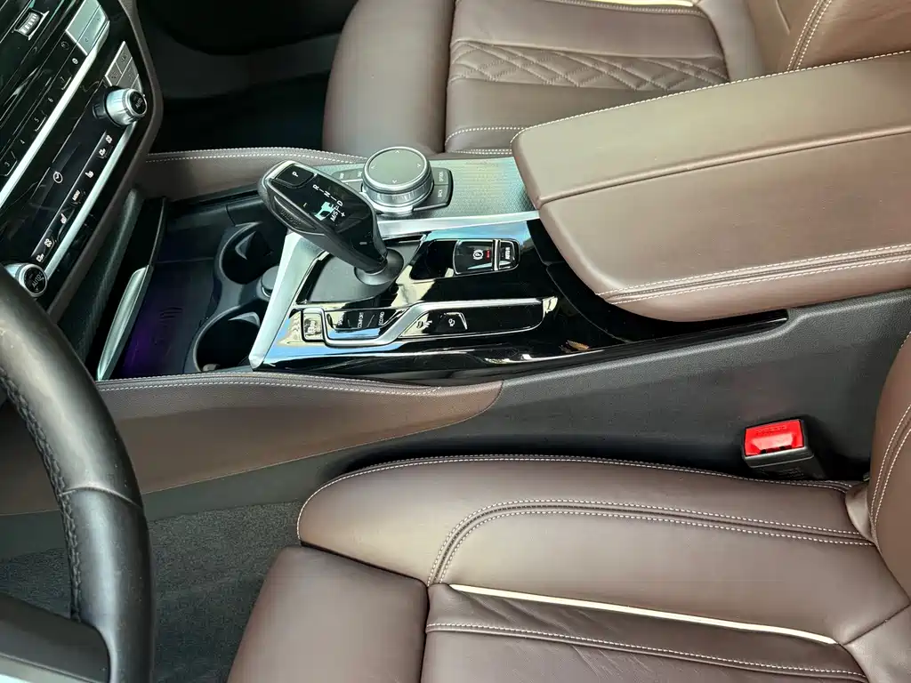 BMW 5 Series (Import) — миниатюра 12