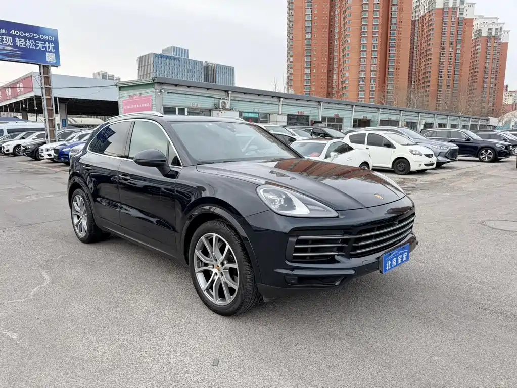 PORSCHE CAYENNE
