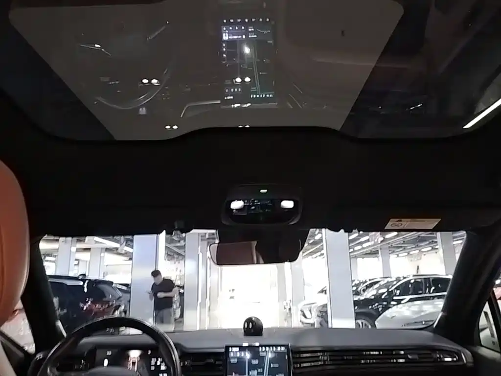 NIO EC6 — миниатюра 18