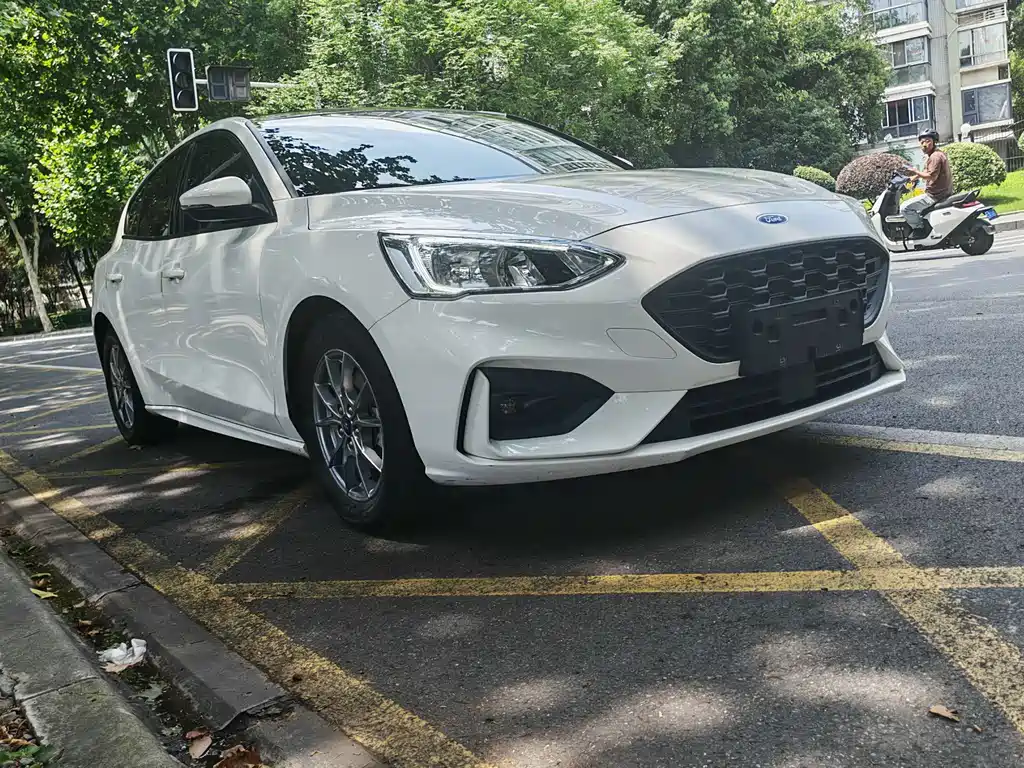 Ford Focus 2020 1.5L AT