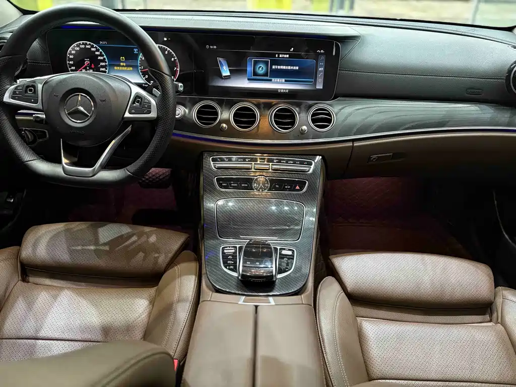 Mercedes-Benz E-Class — миниатюра 9