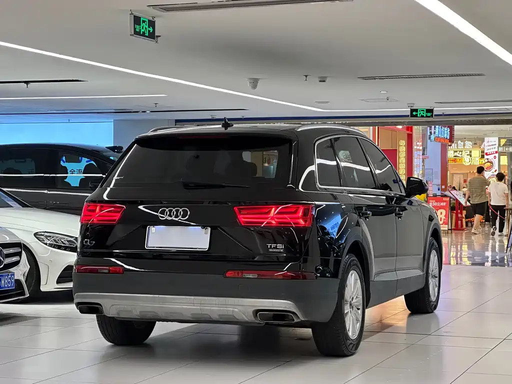 Audi Q7 2016 2.0T
