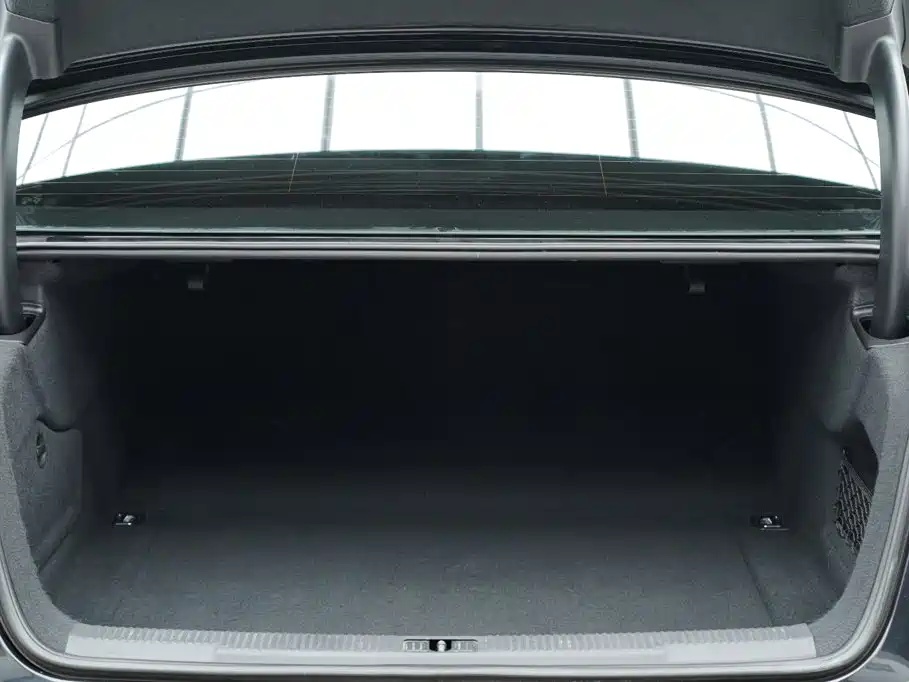 Audi A6L — миниатюра 38