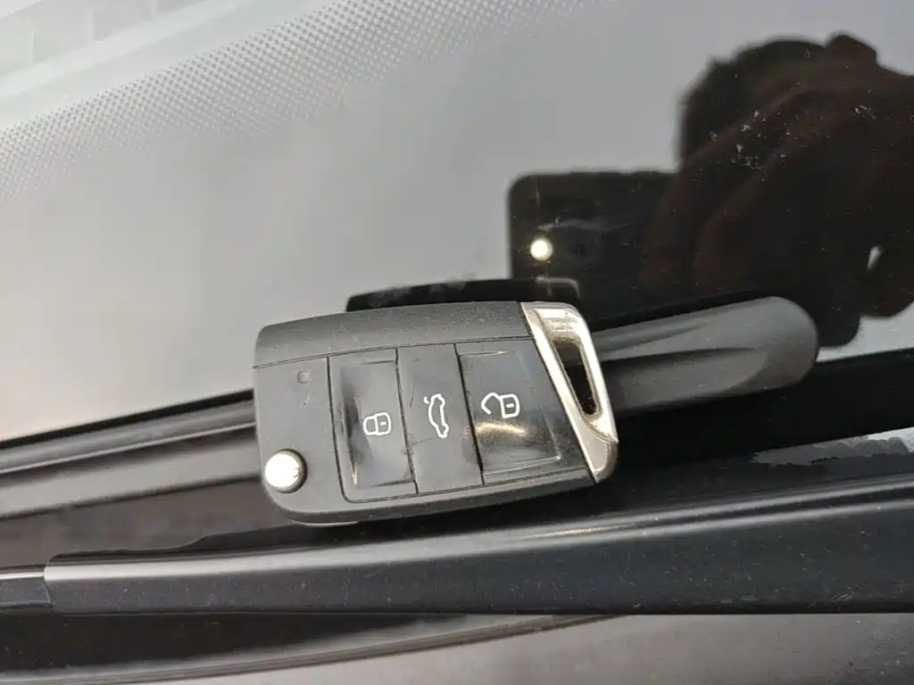 Volkswagen Sagitar — миниатюра 9
