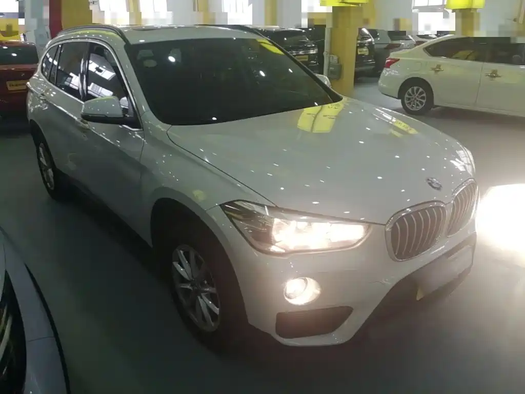 BMW X1 — миниатюра 4