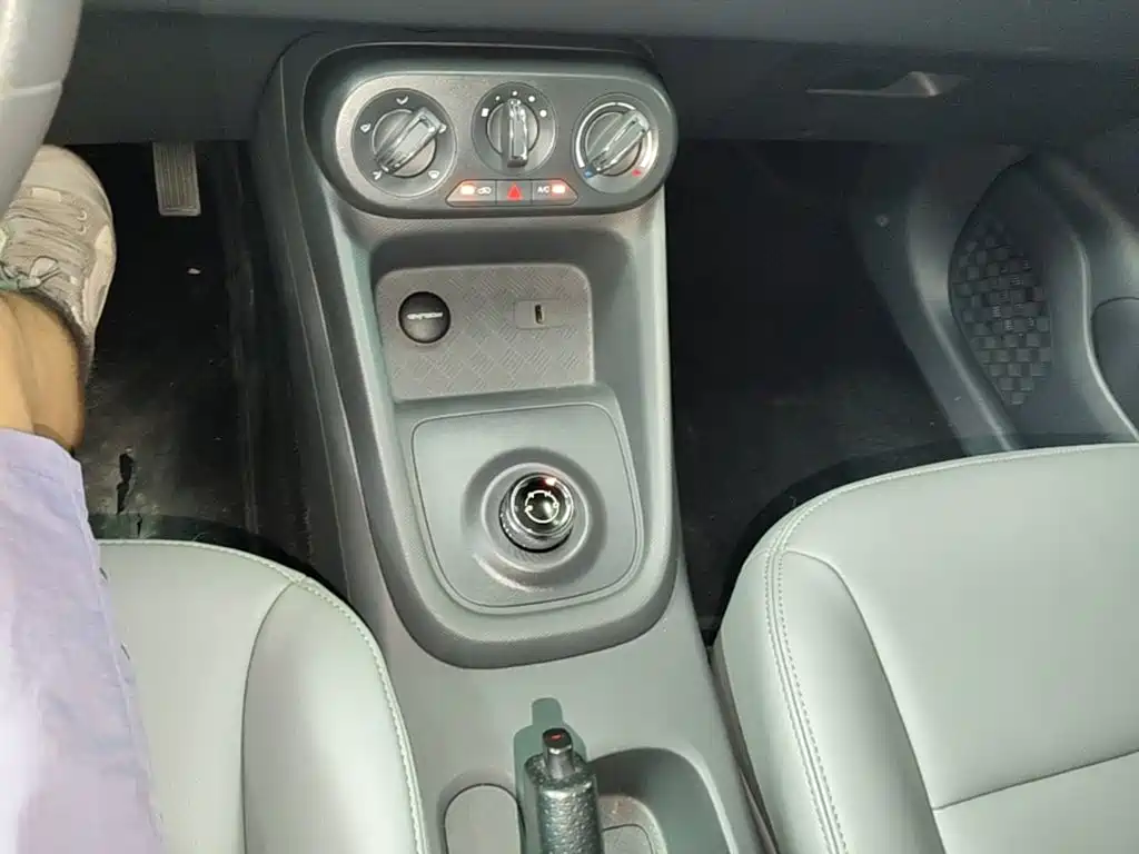 Wuling Hongguang EV — миниатюра 14