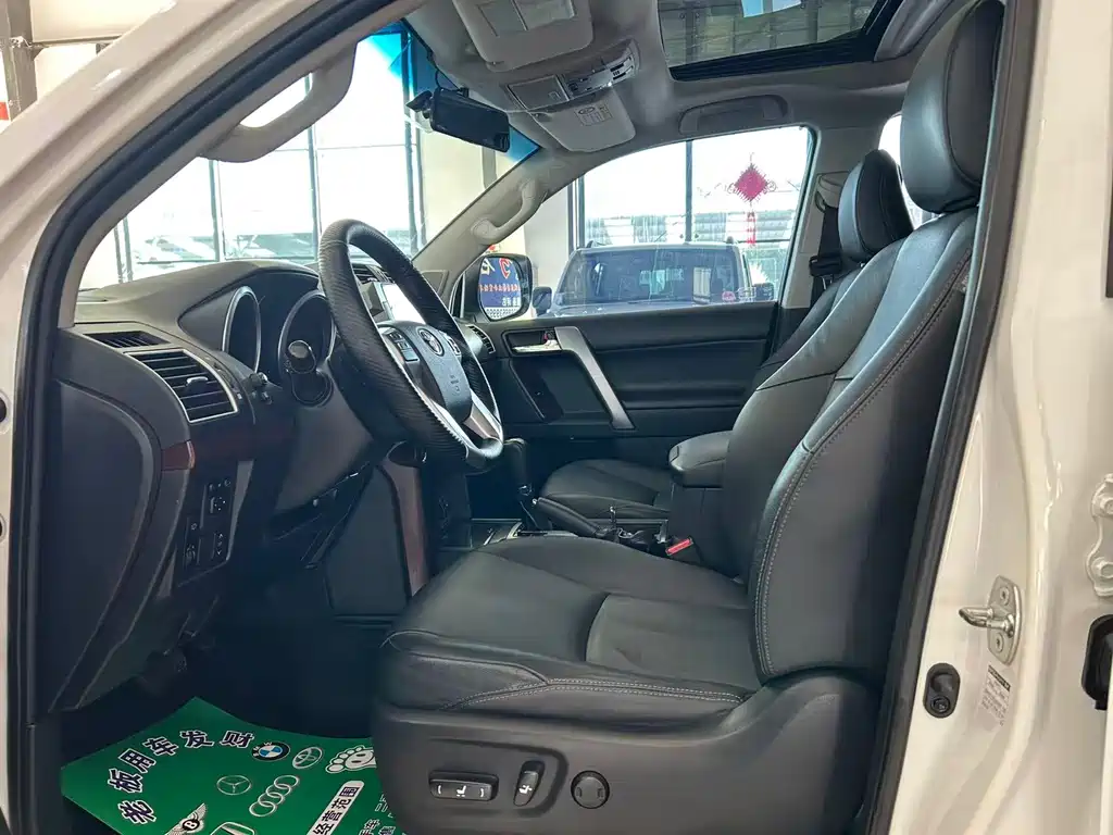 Toyota Prado — миниатюра 4
