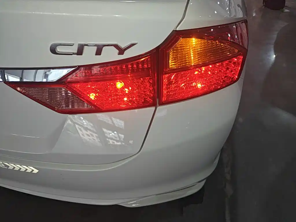 Honda City — миниатюра 8