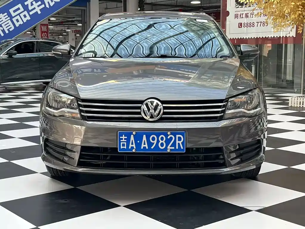 Volkswagen Bora — миниатюра 2