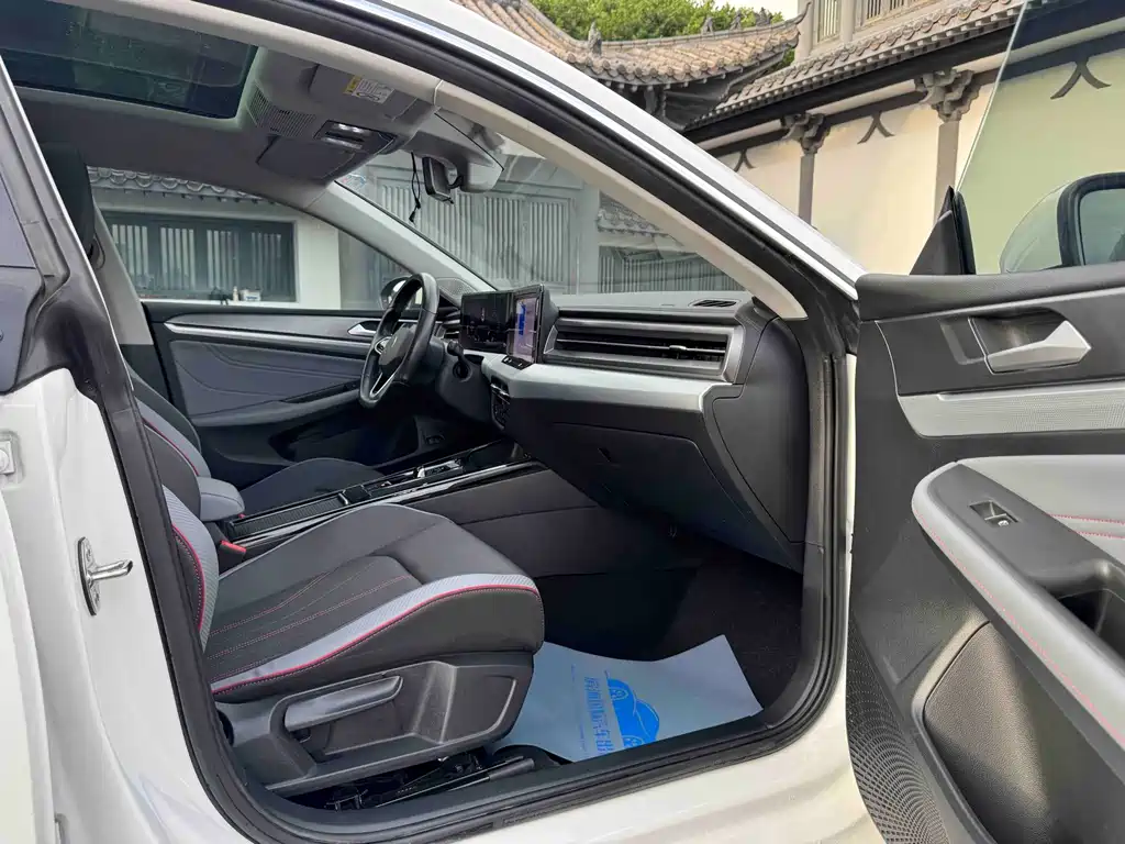 Volkswagen Lamando — миниатюра 10
