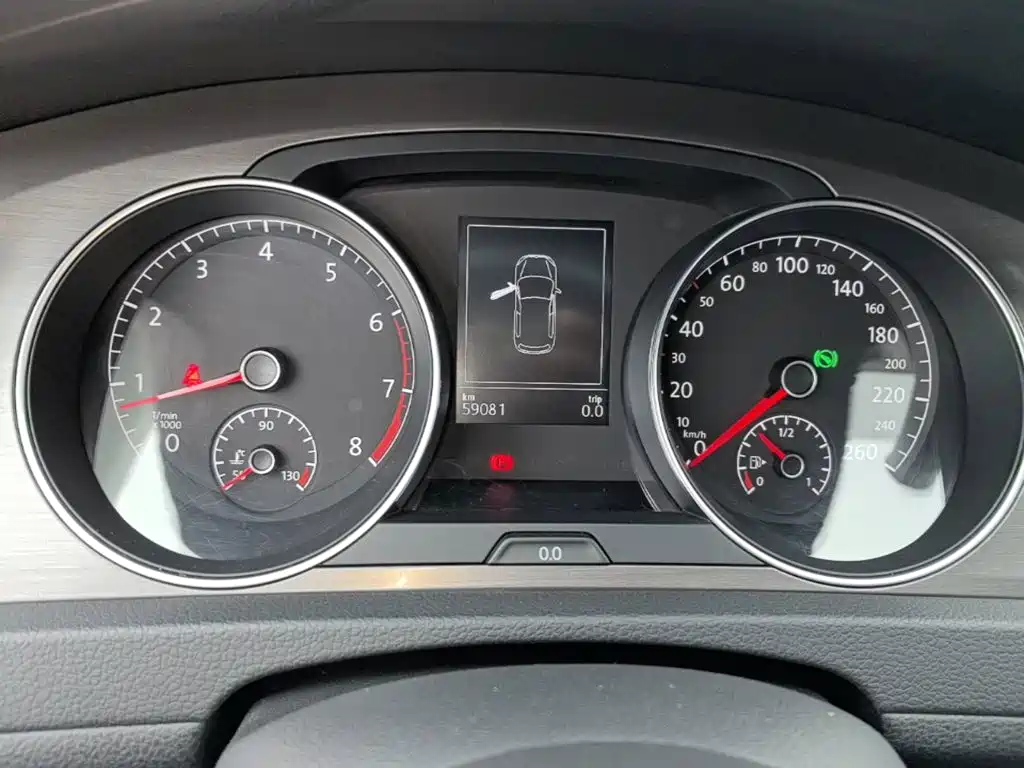 Volkswagen Golf — миниатюра 12