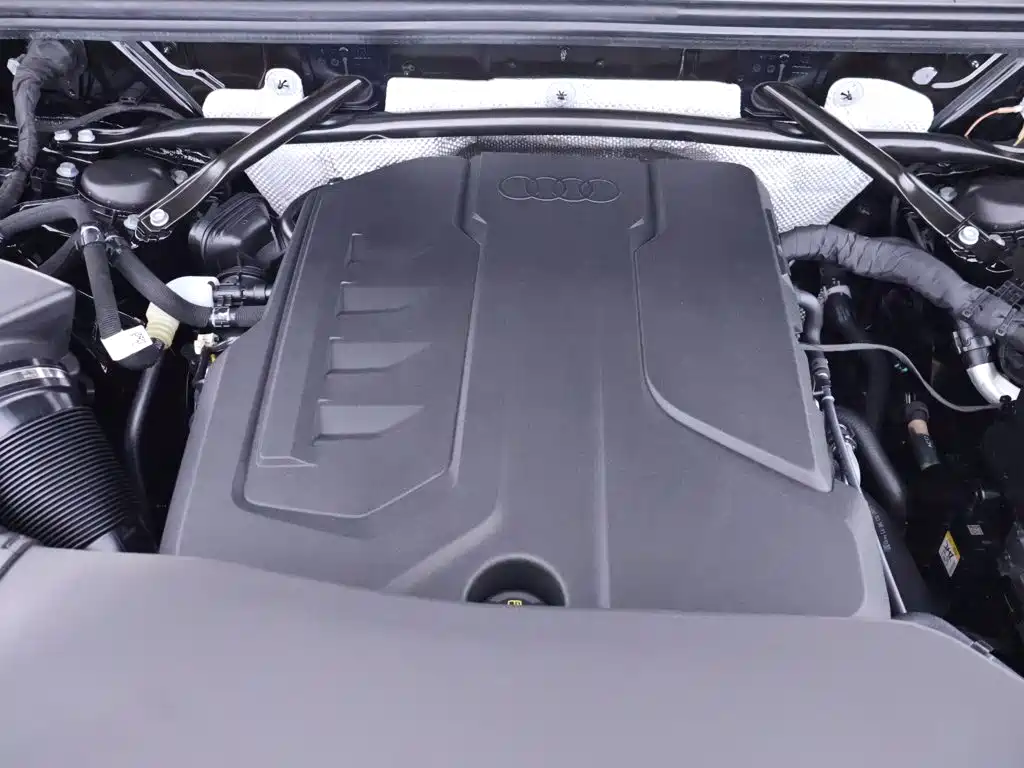 Audi Q5L — миниатюра 24