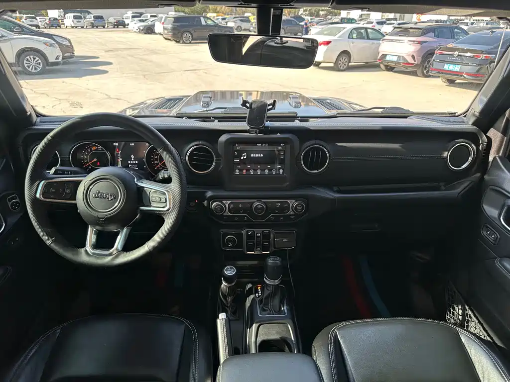 Jeep Wrangler — миниатюра 5