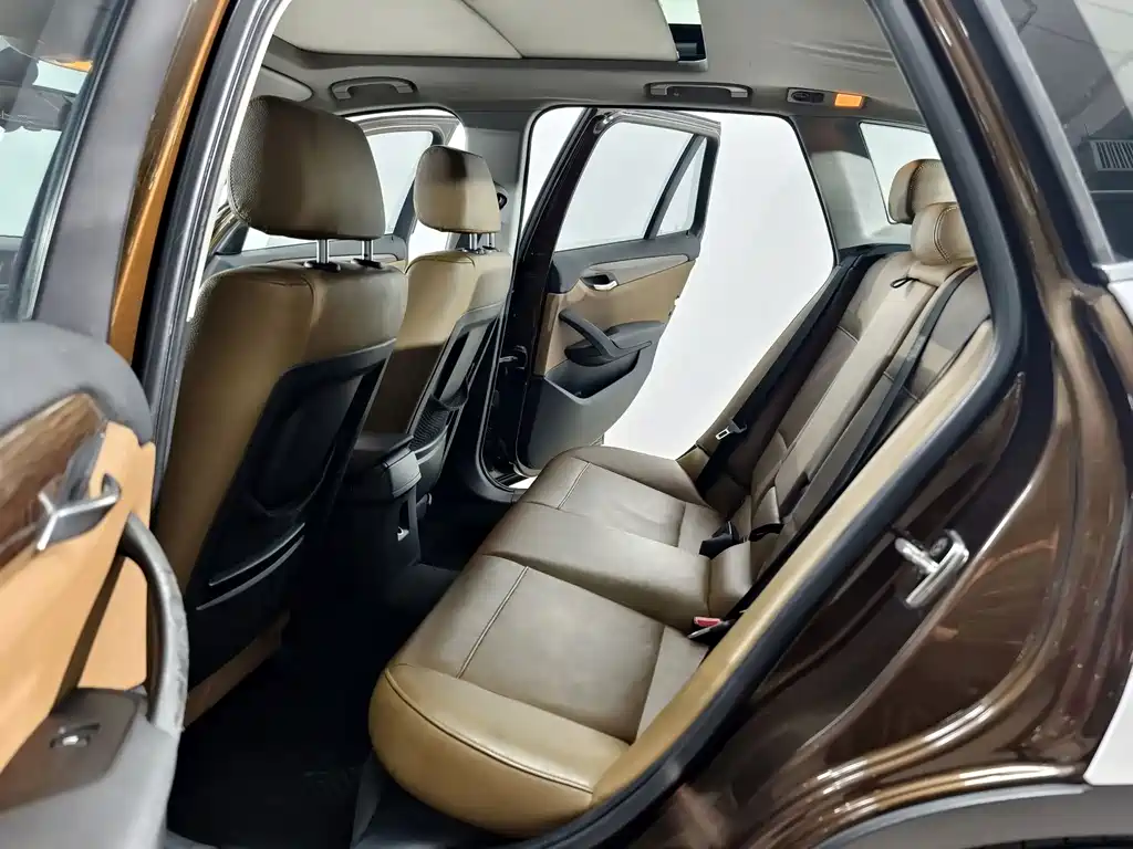BMW X1 (Import) — миниатюра 12