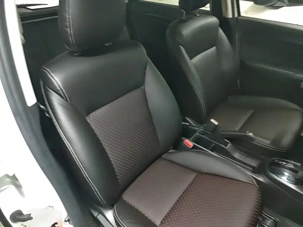 Honda Fit — миниатюра 25