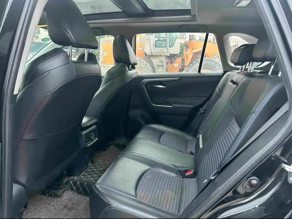 Toyota Wildlander — миниатюра 6