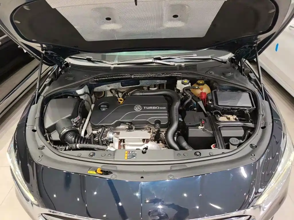 Buick LaCrosse — миниатюра 20