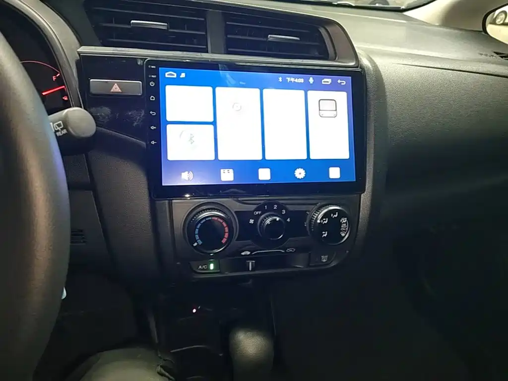 Honda Fit — миниатюра 13