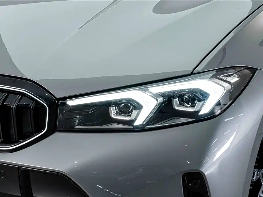BMW 3 Series — миниатюра 4