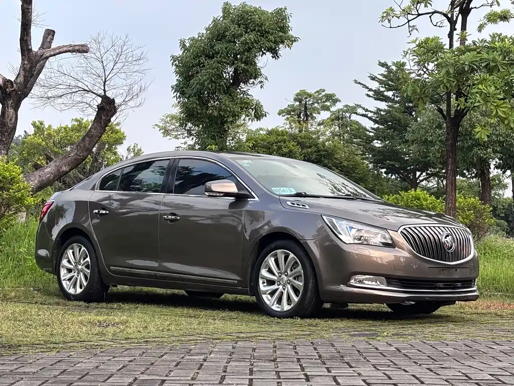 Buick LaCrosse — миниатюра 5