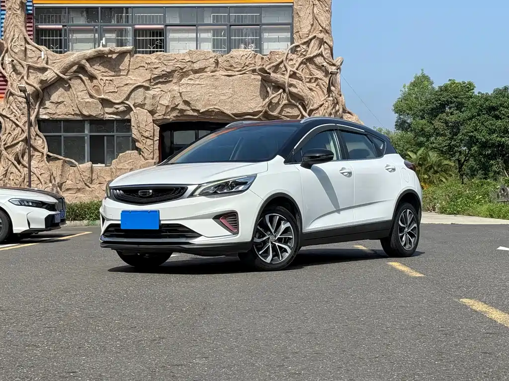 Geely Emgrand GS 2021