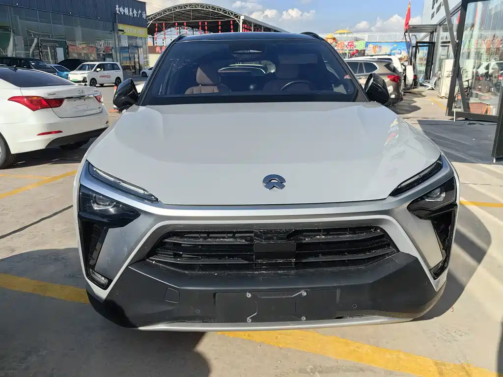 NIO ES8 — миниатюра 2
