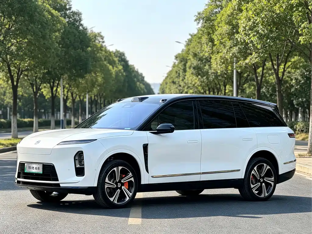 NIO ES8 — миниатюра 3