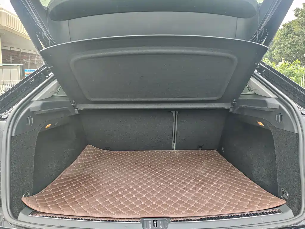 Volkswagen Teramont — миниатюра 19