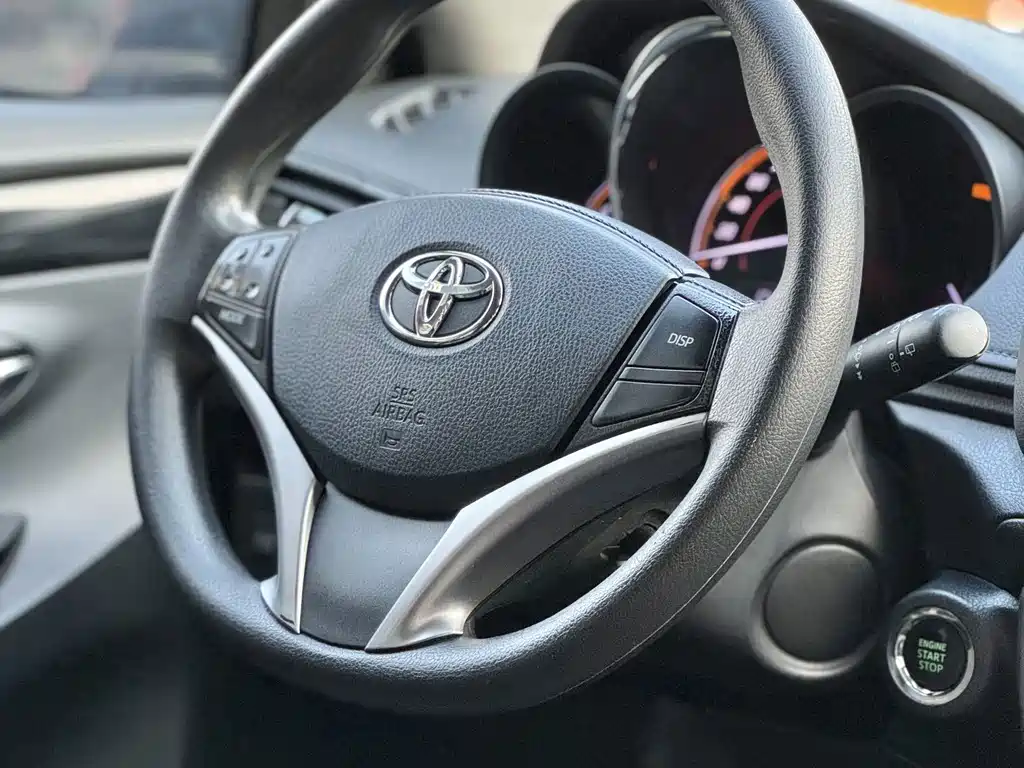 Toyota Yaris L — миниатюра 14