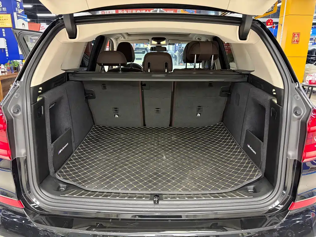 BMW X3 — миниатюра 11