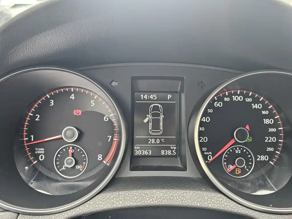 Volkswagen Golf GTI — миниатюра 6