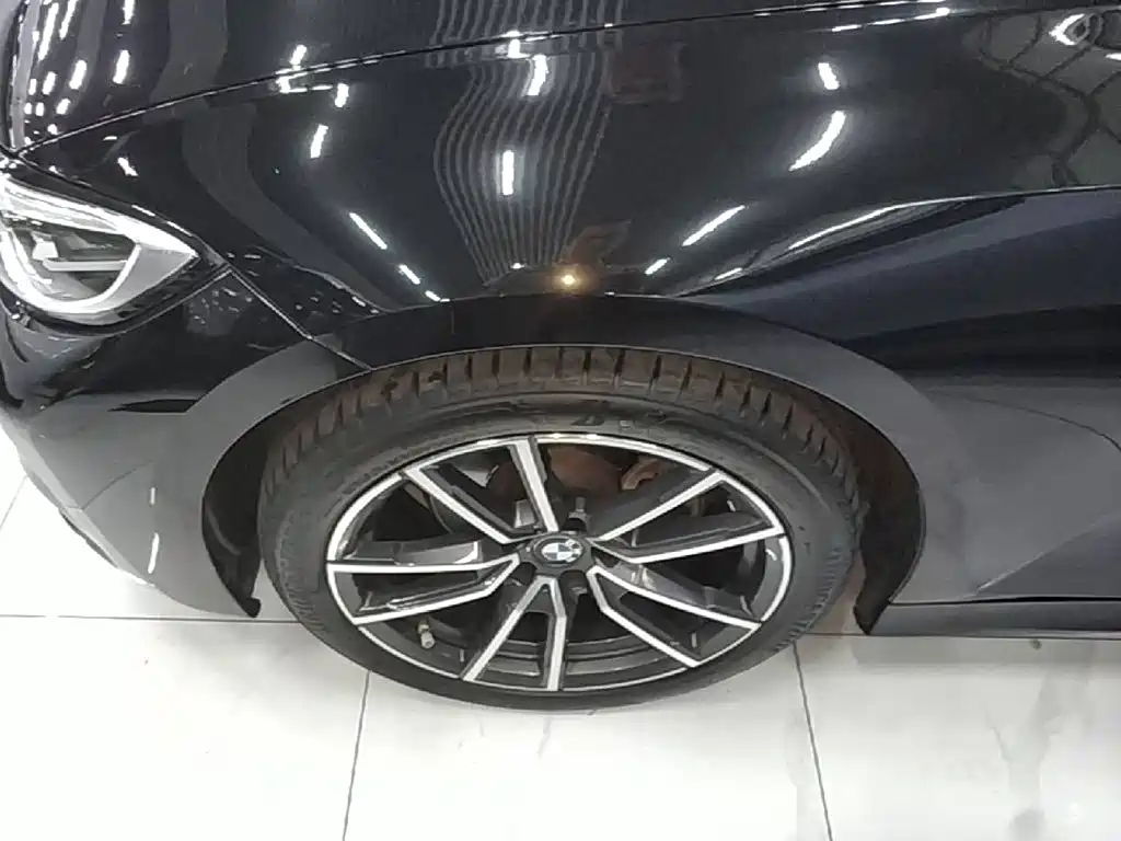 BMW 3 Series — миниатюра 23