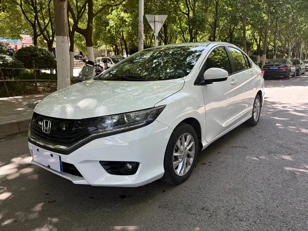 Honda Greiz 2016