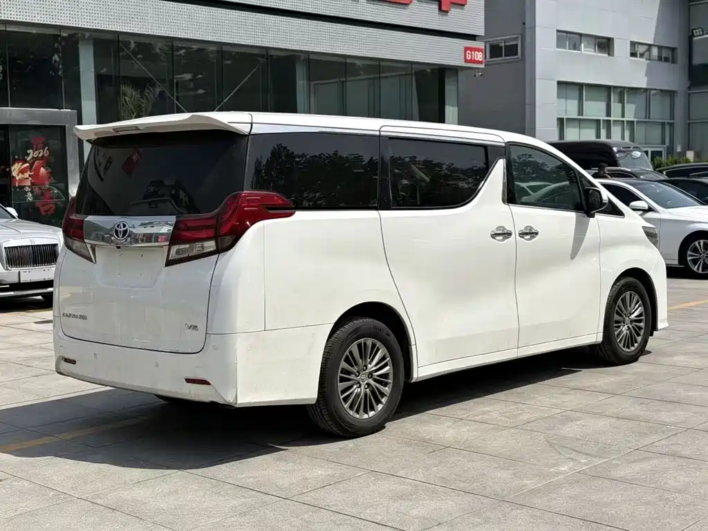 Toyota Alphard 2015 3.5L Luxury