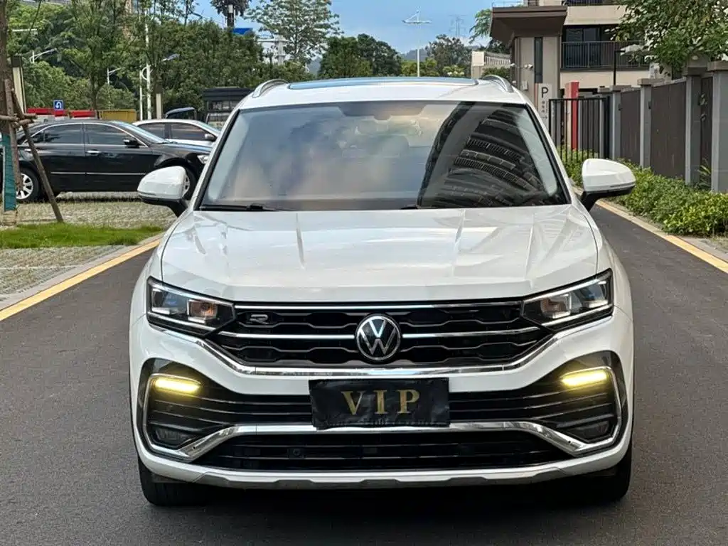 Volkswagen X — миниатюра 2