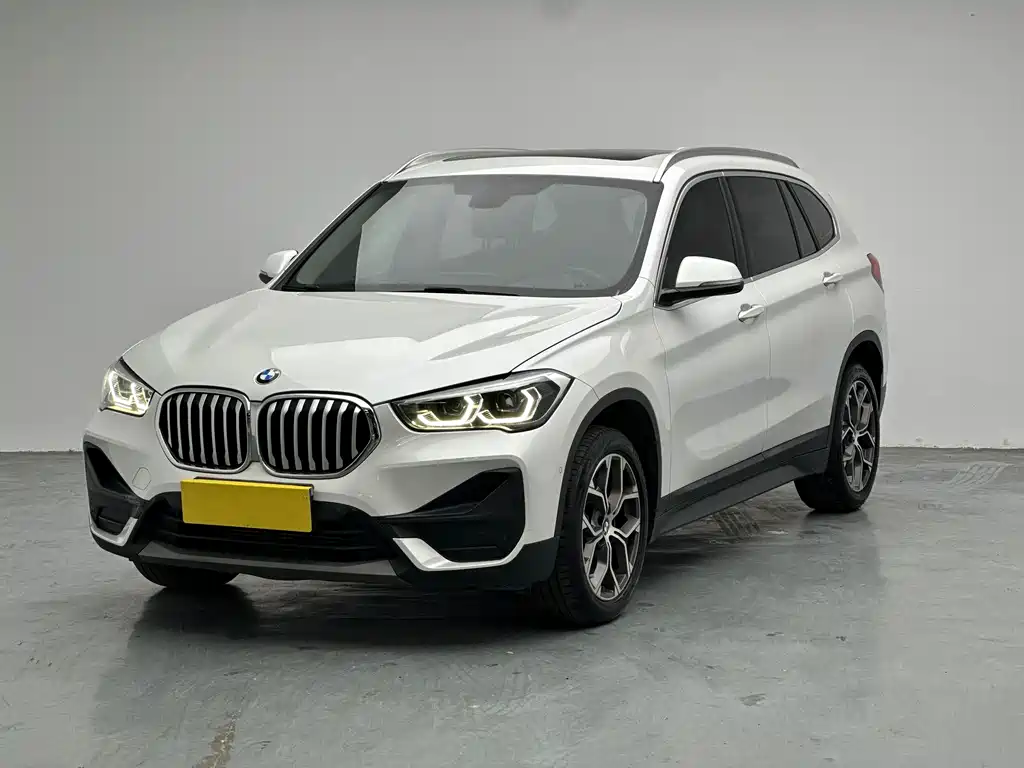 Купить BMW X1