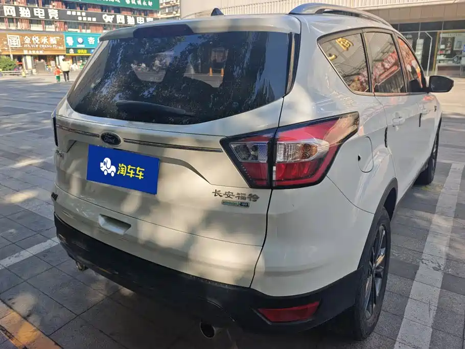 Ford Kuga — миниатюра 3
