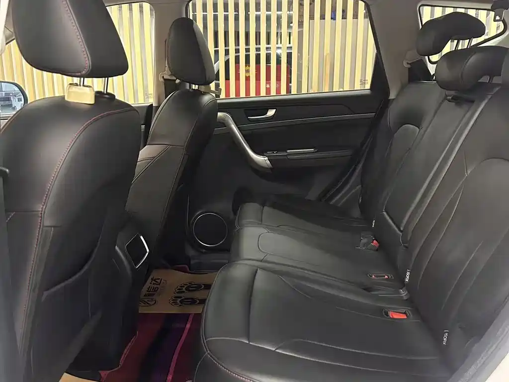 Haval M6 — миниатюра 6