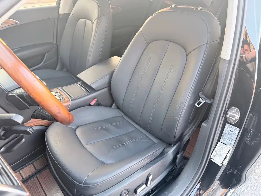 Audi A6L — миниатюра 10