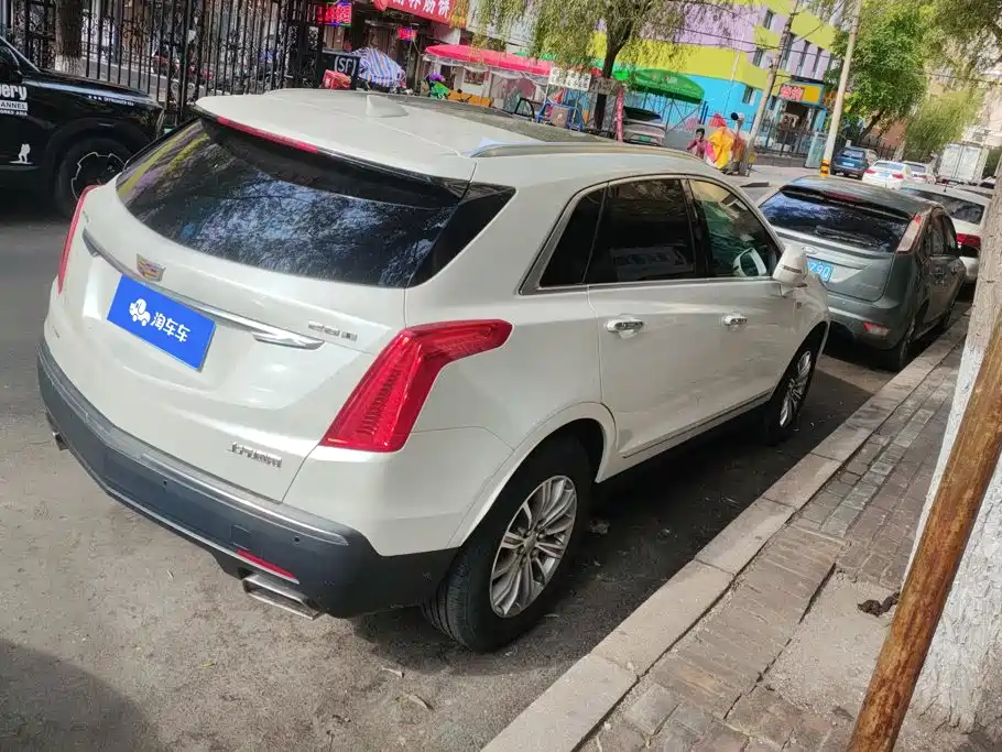 Cadillac XT5 — миниатюра 3