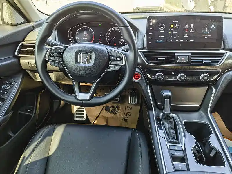 Honda Accord 2022 260TURBO Luxury