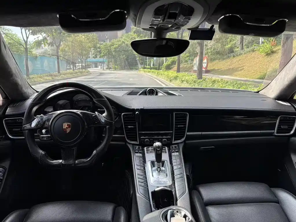 Porsche Panamera 2014 Panamera Executive 3.0T
